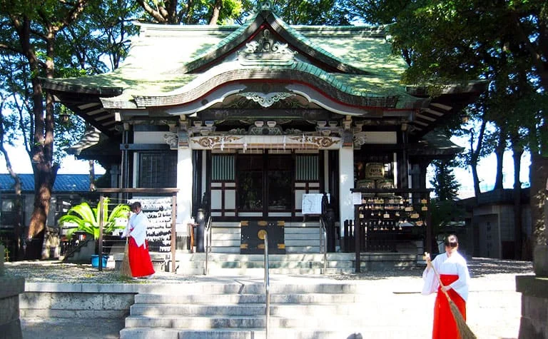 亀有香取神社 境内